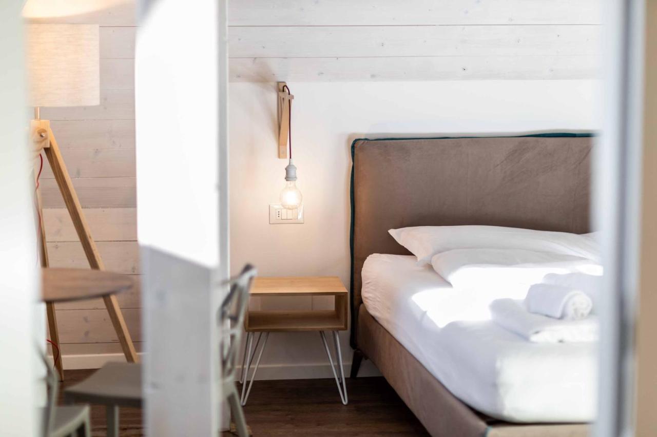 Cooper L Zum Loewen Guest house *